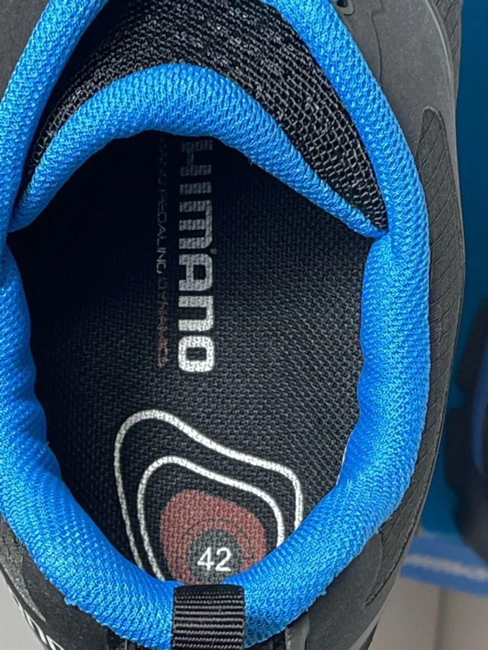 Shimano Men's Pedaling Dynamics Cycling Shoes Black, Blue & Orange Size EU(42)